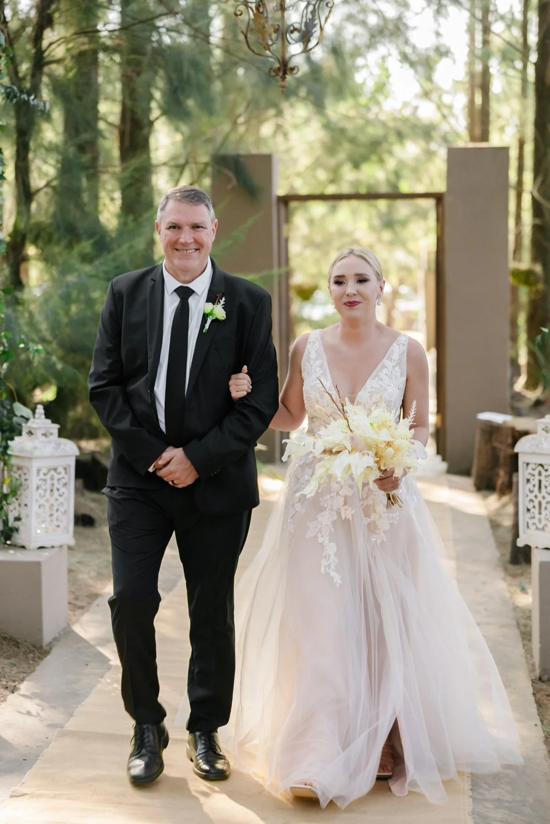 Bride walking down the aisle with her father, Pretoria wedding